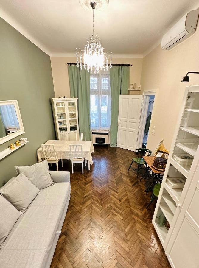 The Spot With Green Chair - Cozy Space Near Danube Будапеща Екстериор снимка