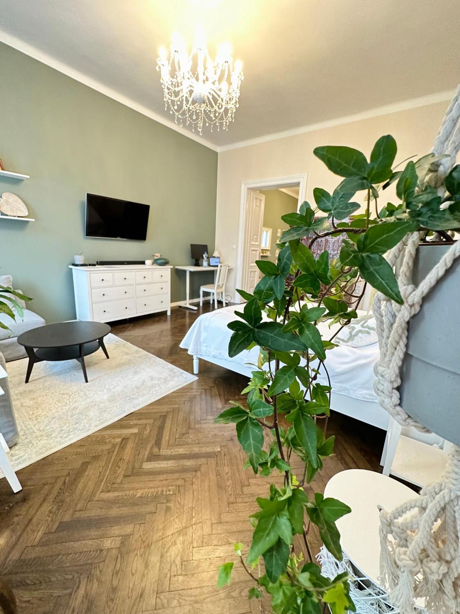 The Spot With Green Chair - Cozy Space Near Danube Будапеща Екстериор снимка
